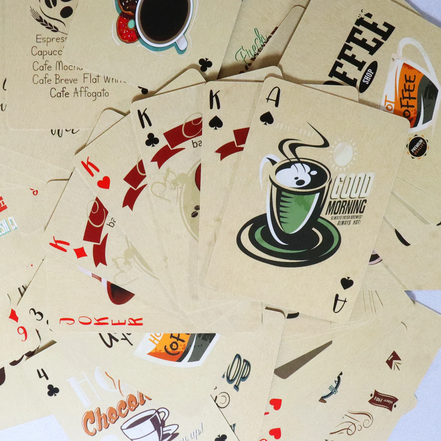 Koffiepapier speelkaarten Vint - Book Party Games recensie en prijs
